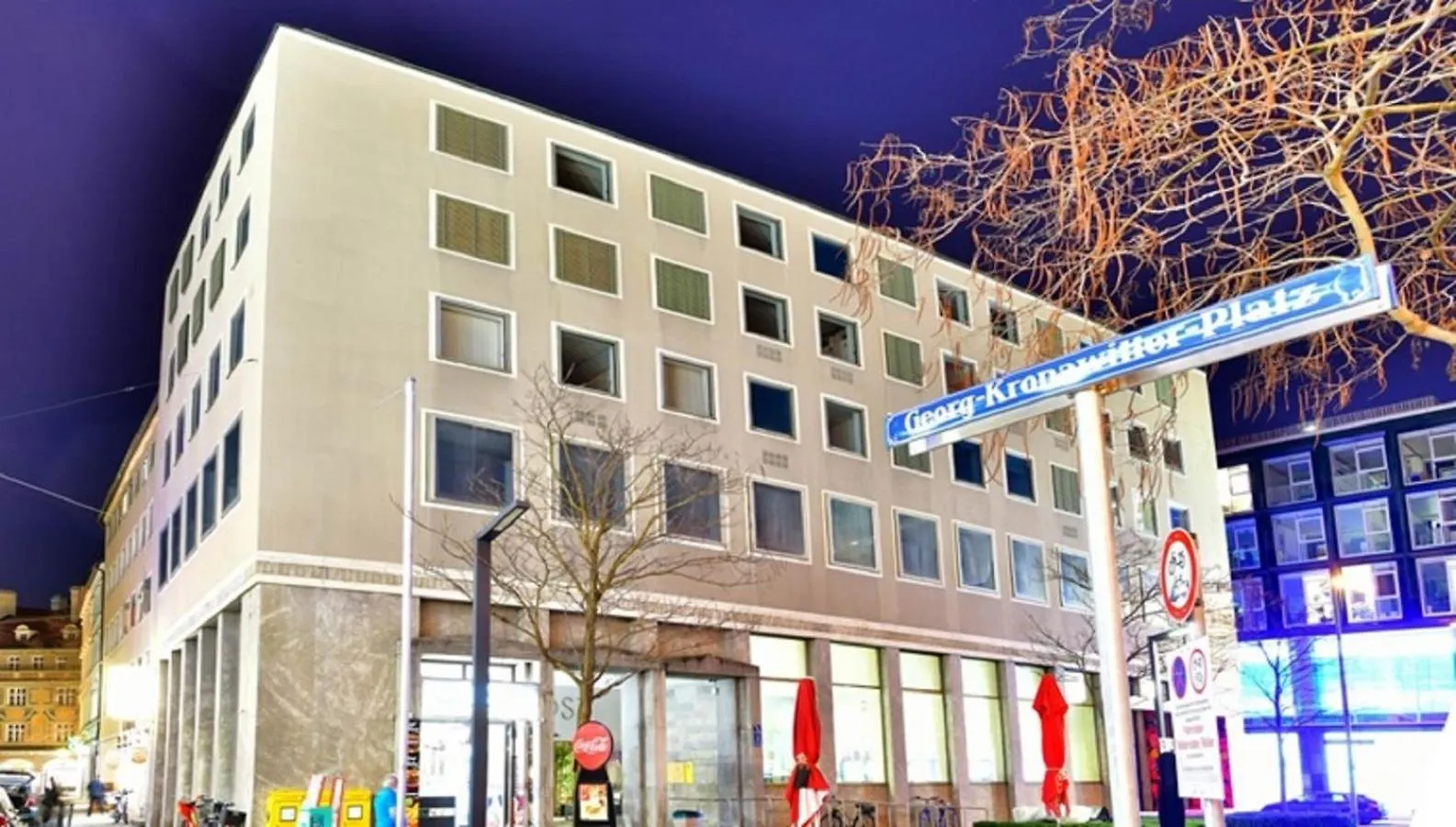 Low Budget Downtown Hostel Rooms & Apartments München