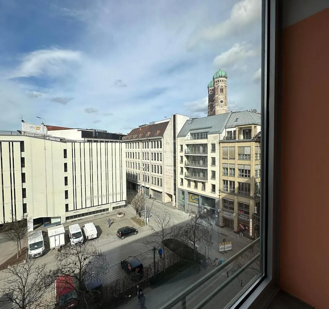 Low Budget Downtown Hostel Rooms & Apartments Gkp 2 Monaco di Baviera