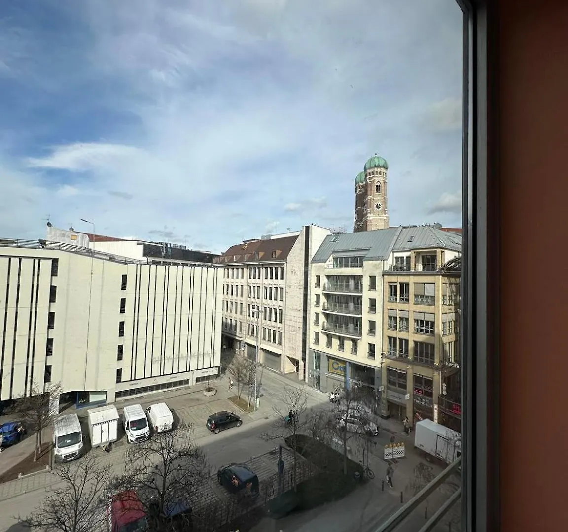 Low Budget Downtown Hostel Rooms & Apartments Gkp 2 Monaco di Baviera