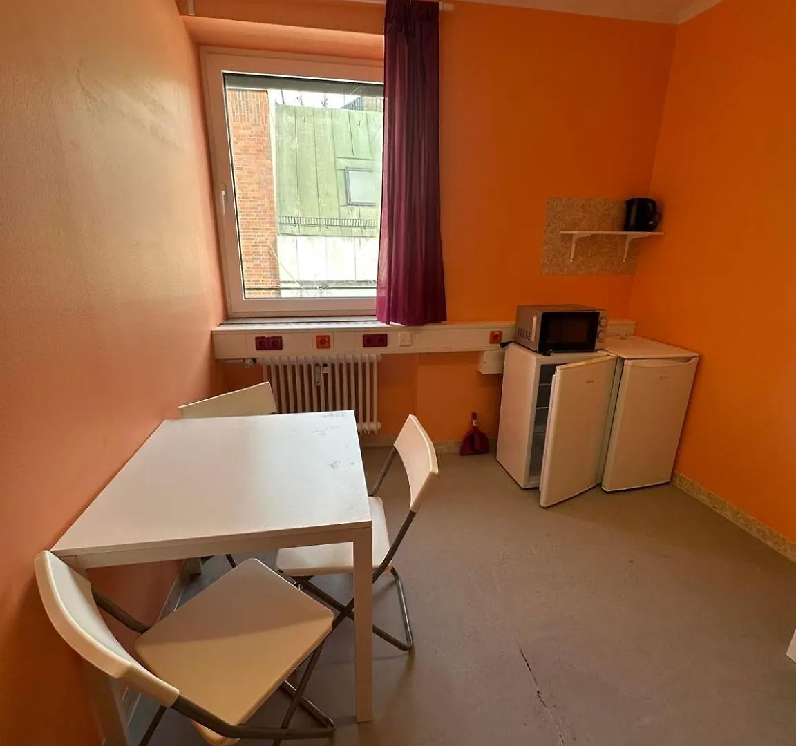 Low Budget Downtown Hostel Rooms & Apartments Gkp 2 Monaco di Baviera