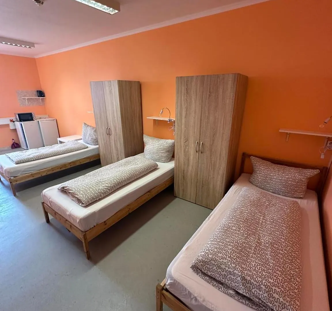 Low Budget Downtown Hostel Rooms & Apartments Gkp 2 Monaco di Baviera 0*,