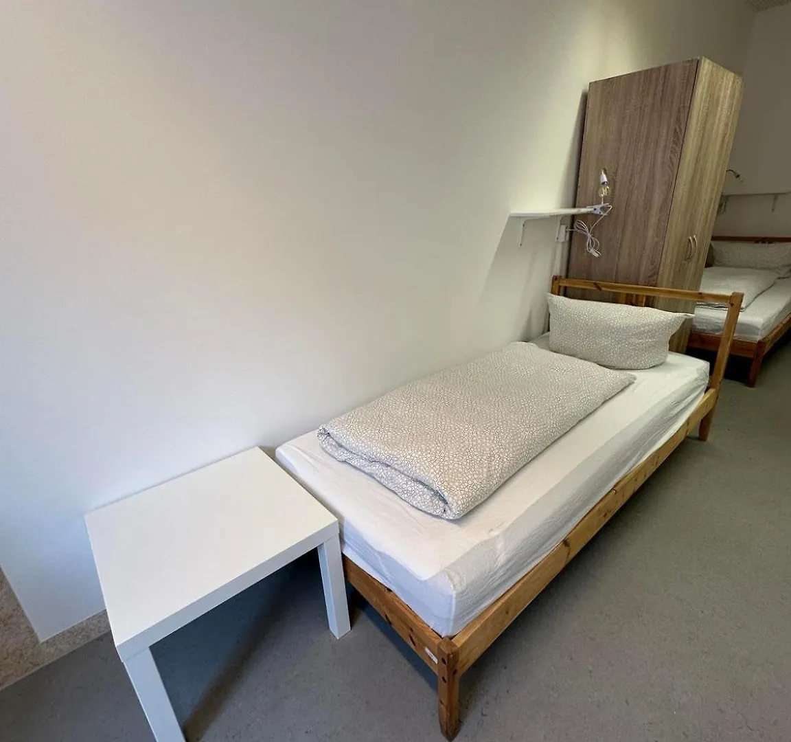 Hotel Low Budget Downtown Hostel Rooms & Apartments Gkp 2 Monaco di Baviera