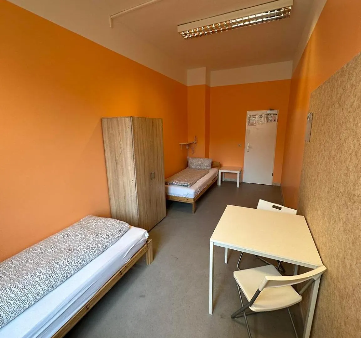 Low Budget Downtown Hostel Rooms & Apartments Gkp 2 Monaco di Baviera Hotel