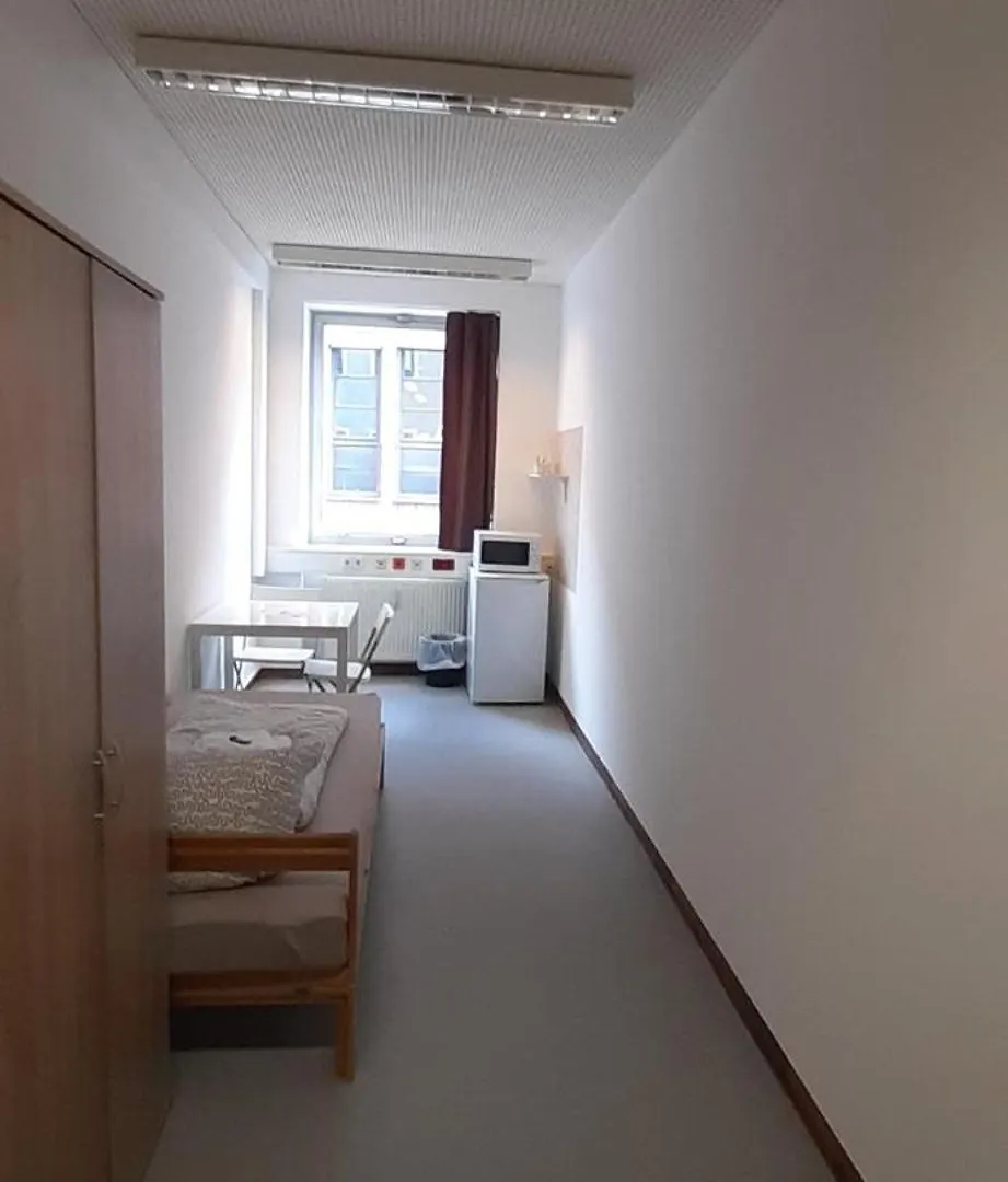 Low Budget Downtown Hostel Rooms & Apartments Gkp 2 Monaco di Baviera Hotel