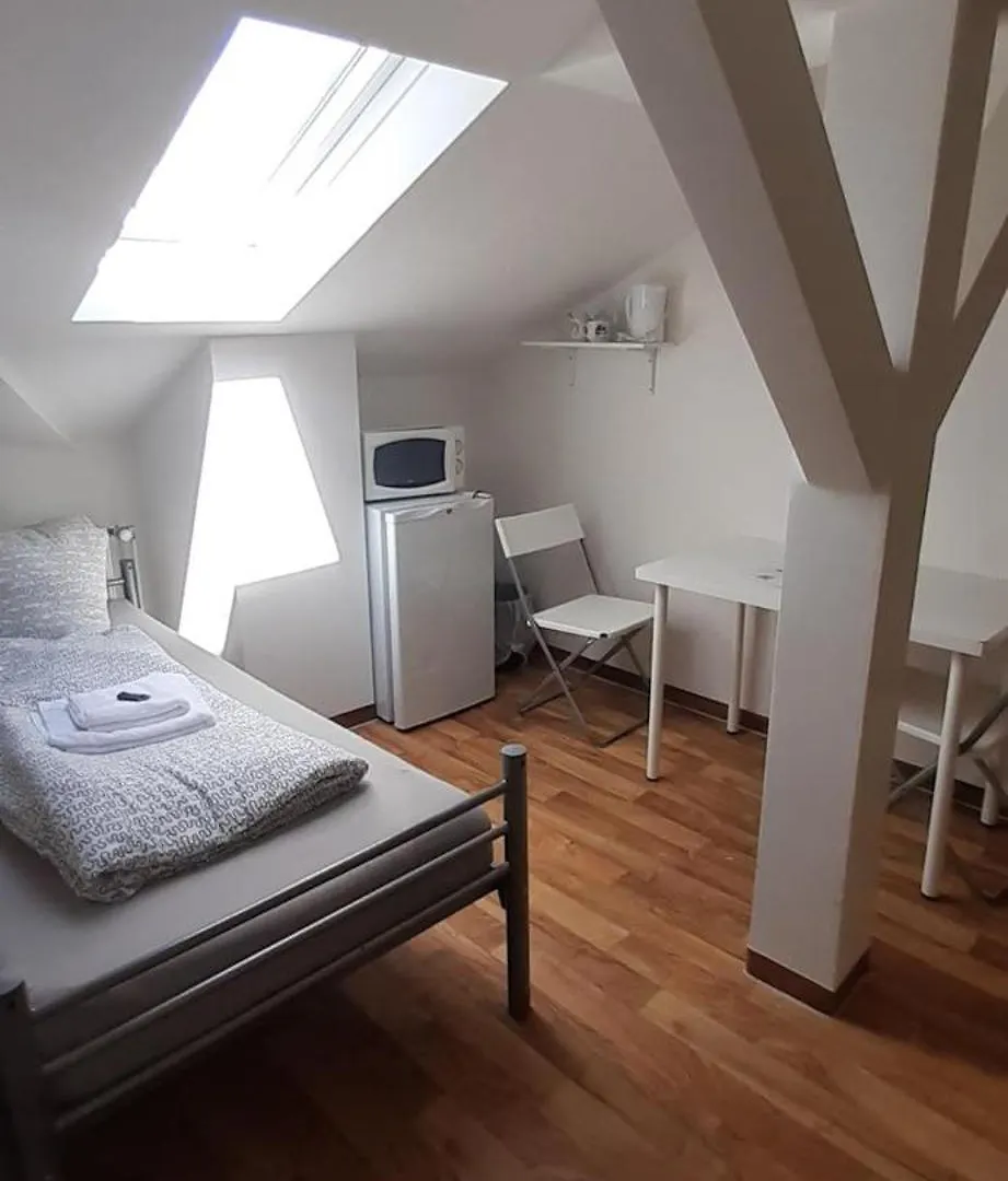 Low Budget Downtown Hostel Rooms & Apartments Gkp 2 Monaco di Baviera