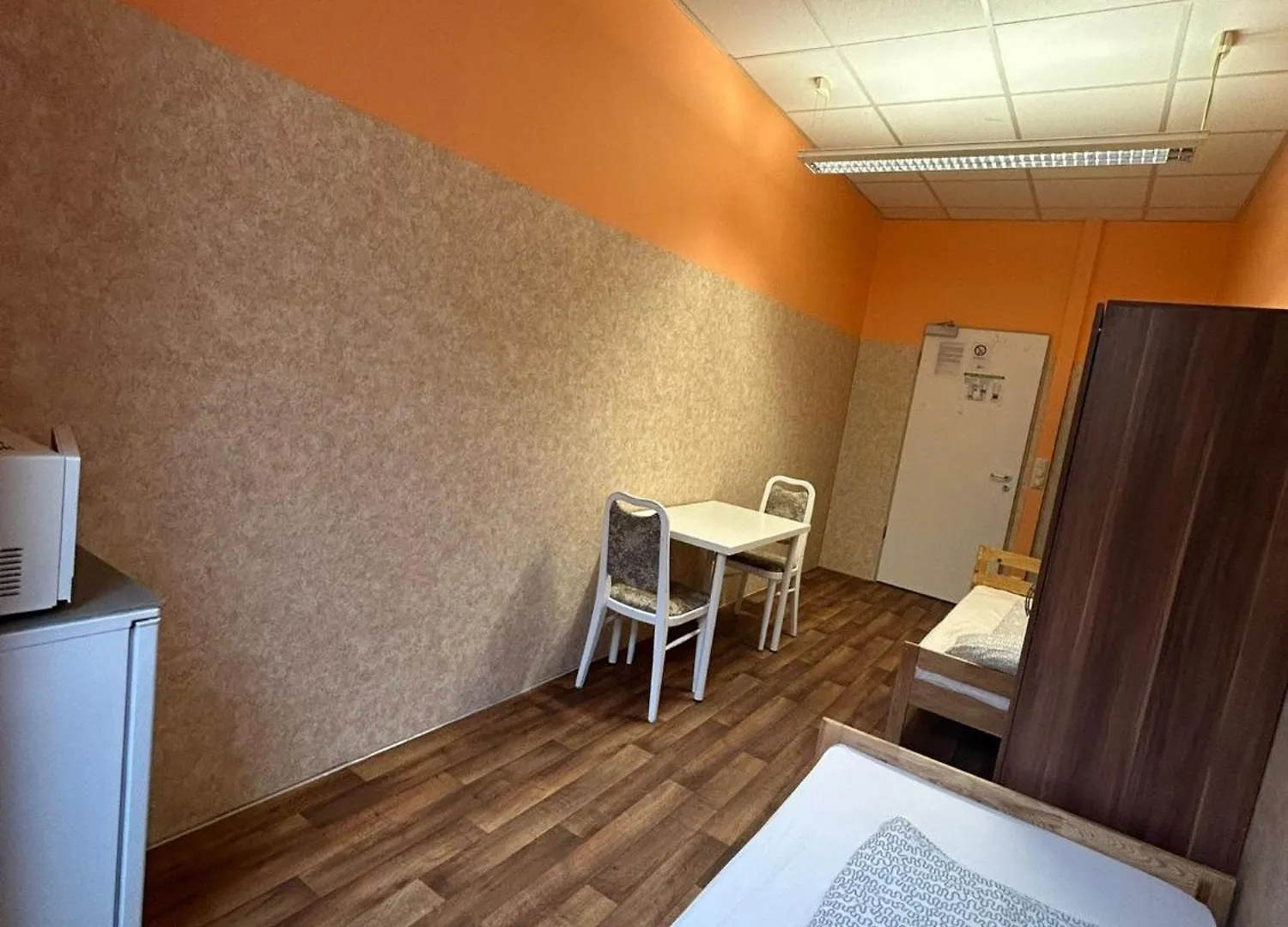 Hotel Low Budget Downtown Hostel Rooms & Apartments Munich