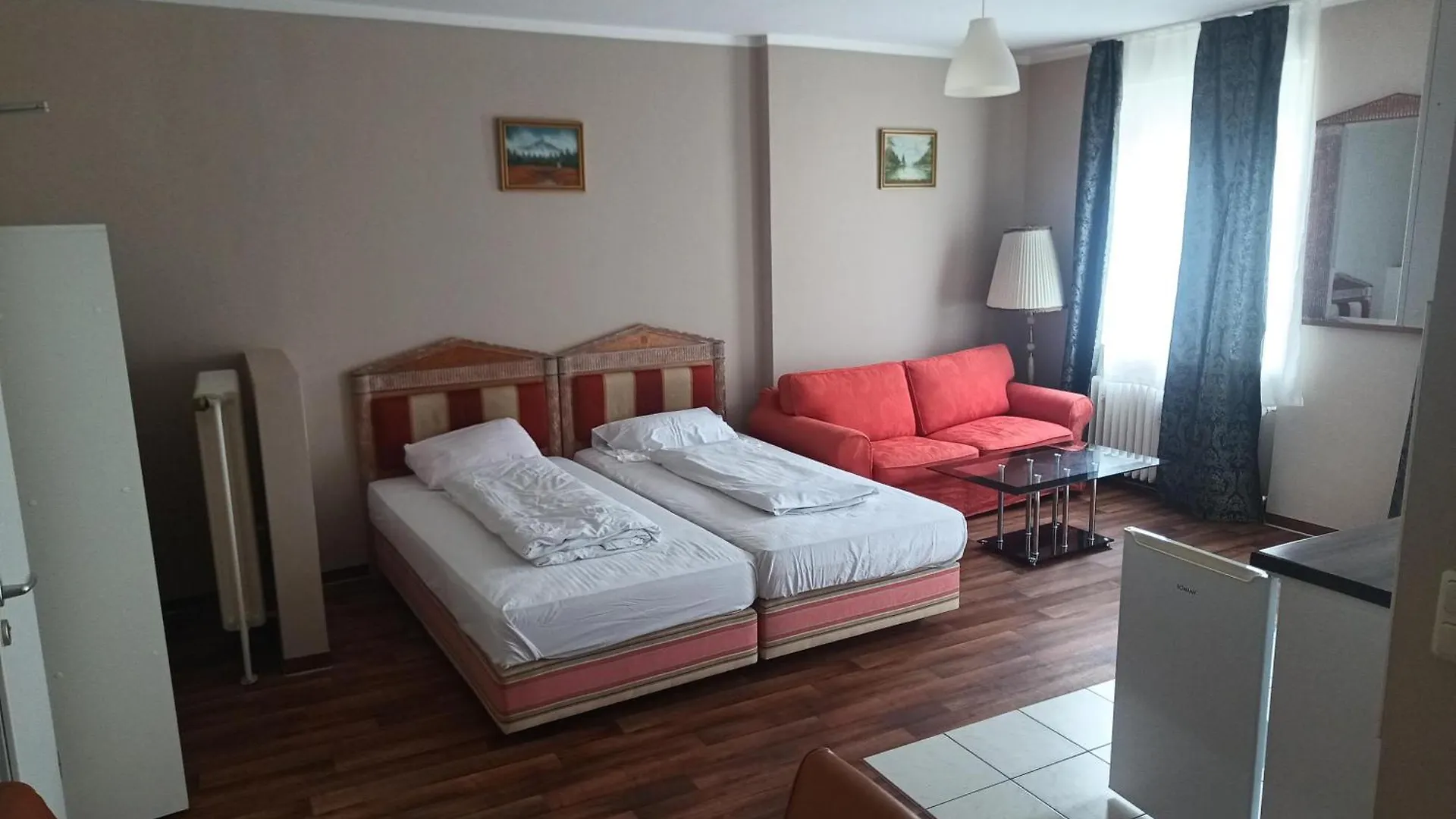 Low Budget Downtown Hostel Rooms & Apartments Gkp 2 Munich 0*,  Germany