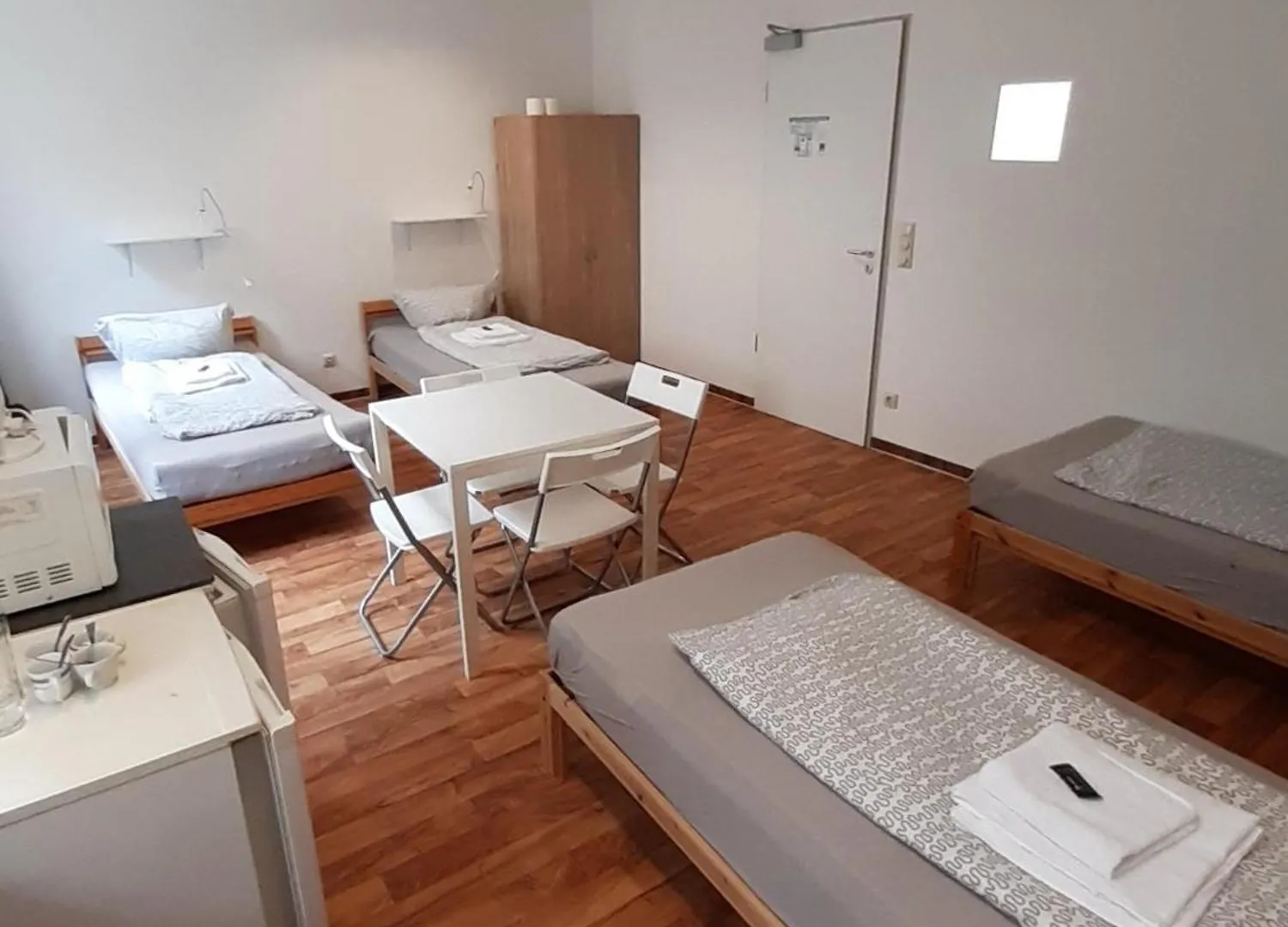 Low Budget Downtown Hostel Rooms & Apartments Gkp 2 Munich
