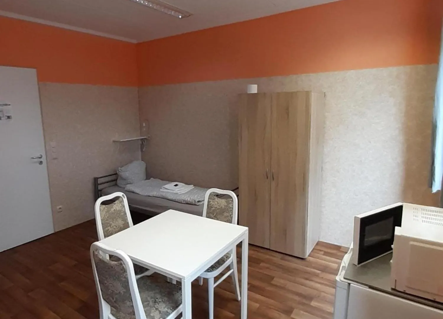 Low Budget Downtown Hostel Rooms & Apartments Gkp 2 Munich Germany