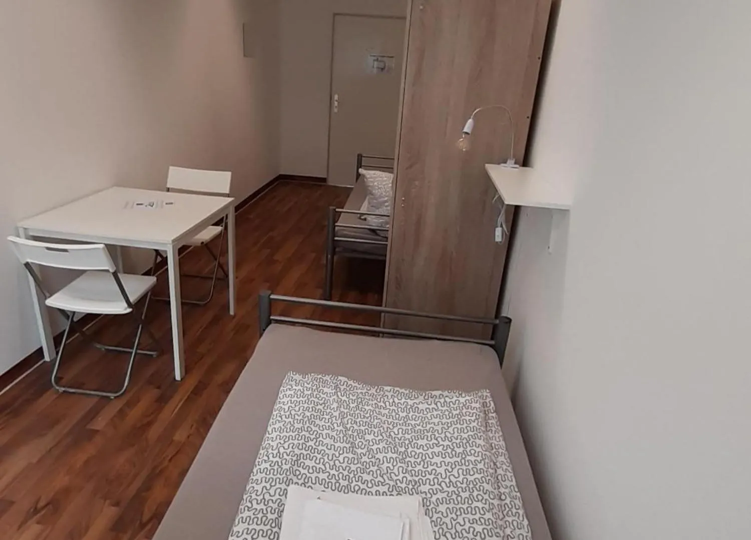 Low Budget Downtown Hostel Rooms & Apartments Gkp 2 Munich Germany